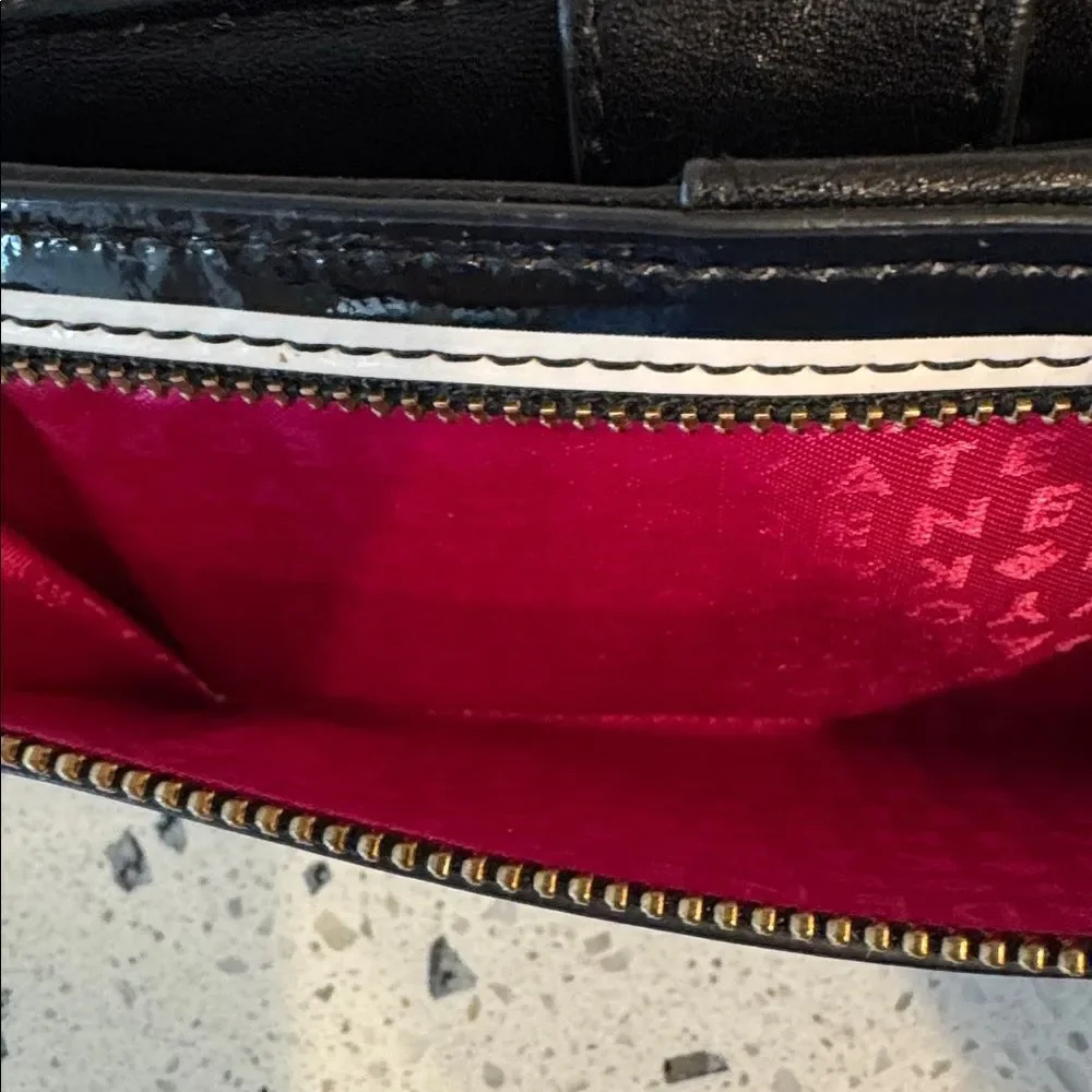 Kate Spade Black and White Leather Striped Clutch Wallet Snap Closure EUC